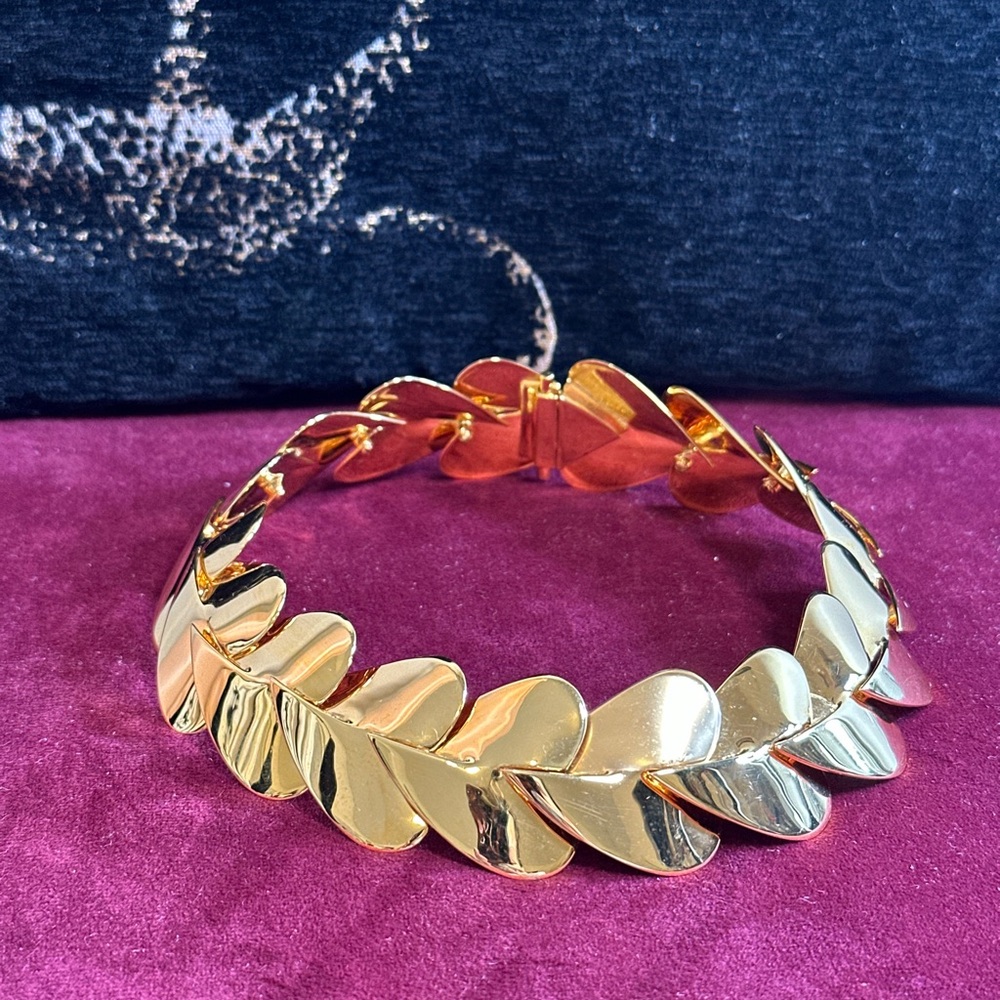 Alaia Heart Choker in Or gold heart necklace leaf - Picture 3 of 12